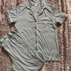 Nicole Miller Light Gray/blue Pajama set